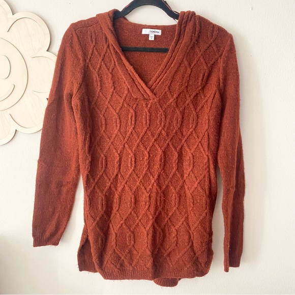 Sweater // - Picture 2 of 4